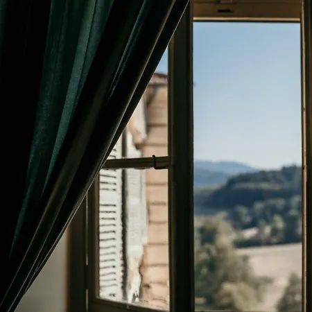 Chateau De Pramenoux Guest house Lamure-sur-Azergues
